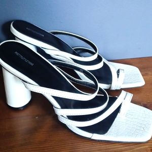 Pretty  Little  Thing heels